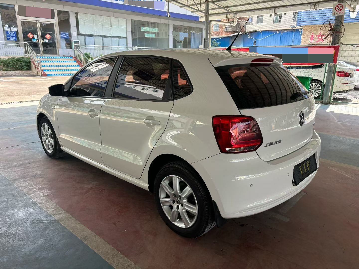 Volkswagen Polo 2014 car image #7