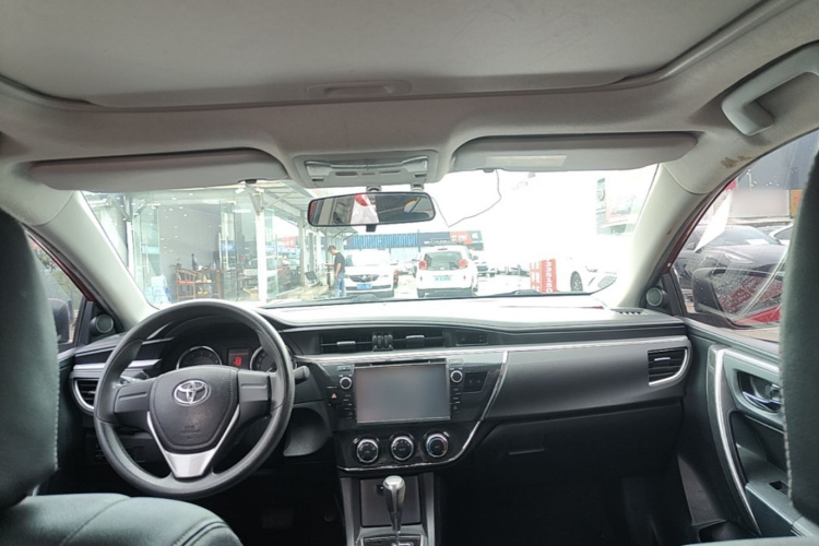 Toyota Corolla 2015 car image #18