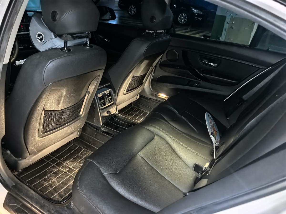 BMW 3 Series 2017 #4 BMW 3 Series 2017 car image #4