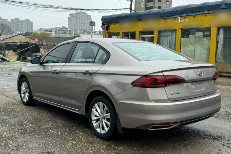 Volkswagen Bora 2019 image de voiture #5