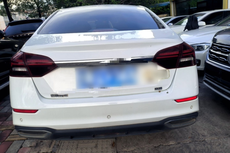 GEELY Emgrand 2021 car image #6