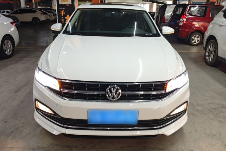 Volkswagen Bora 2019 imagen de coche #3