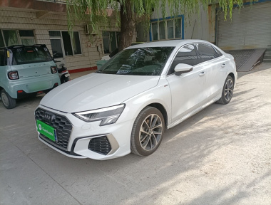 Audi A3 2022 immagine di auto 