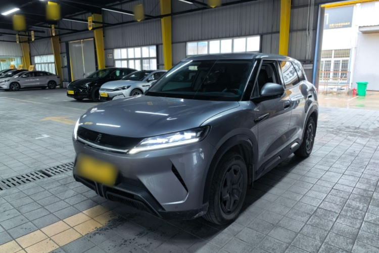 BYD YuanUP 2024 #2 BYD YuanUP 2024 car image #2