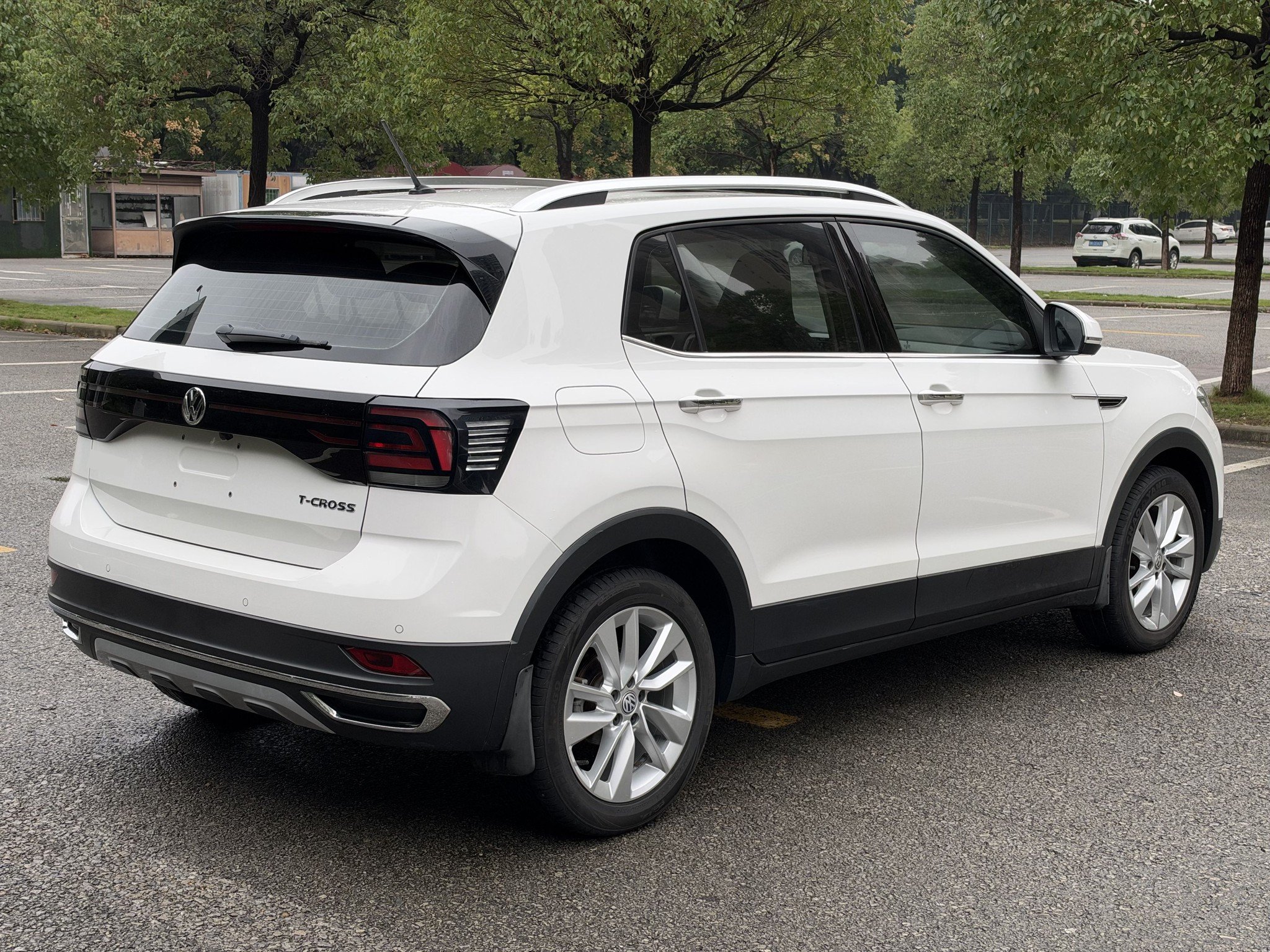 Volkswagen T-Cross 2019 #5 Volkswagen T-Cross 2019 car image #5