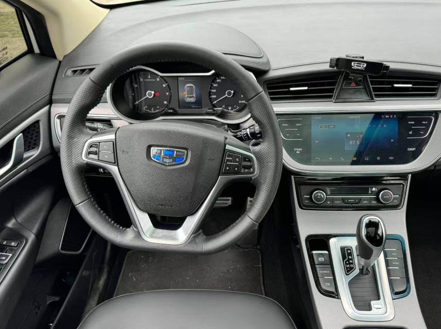 GEELY Emgrand GS 2018 #5 GEELY Emgrand GS 2018 car image #5