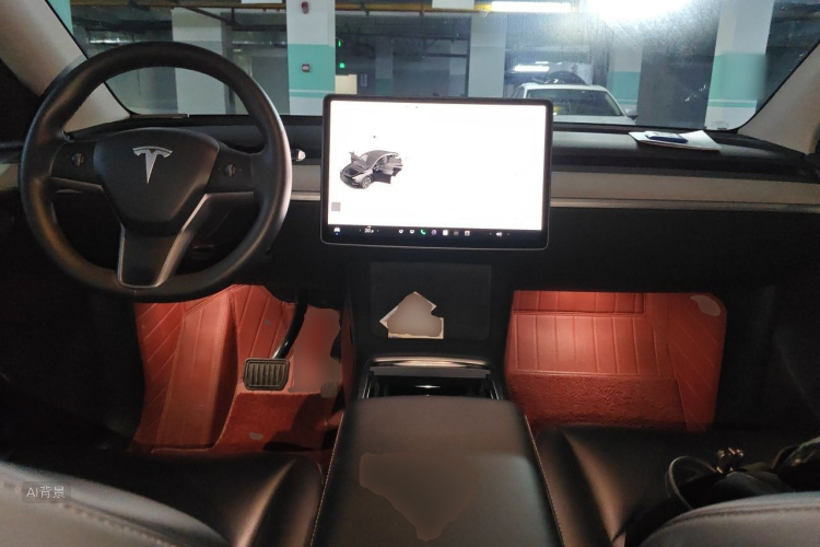 Tesla Model Y 2023 car image #11