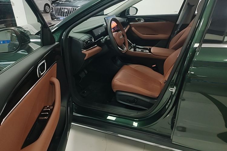 GEELY Emgrand 2026 #16 GEELY Emgrand 2026 car image #16