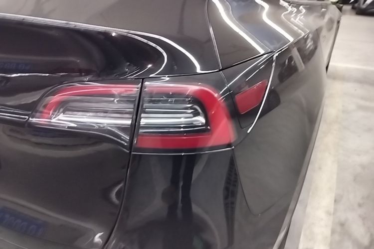 Tesla Model Y 2023 #8 Tesla Model Y 2023 immagine di auto #8