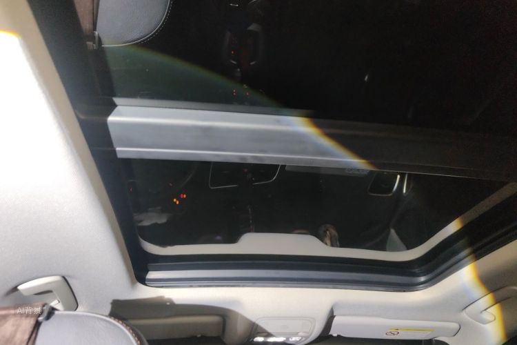Audi Q3 2017 car image #20