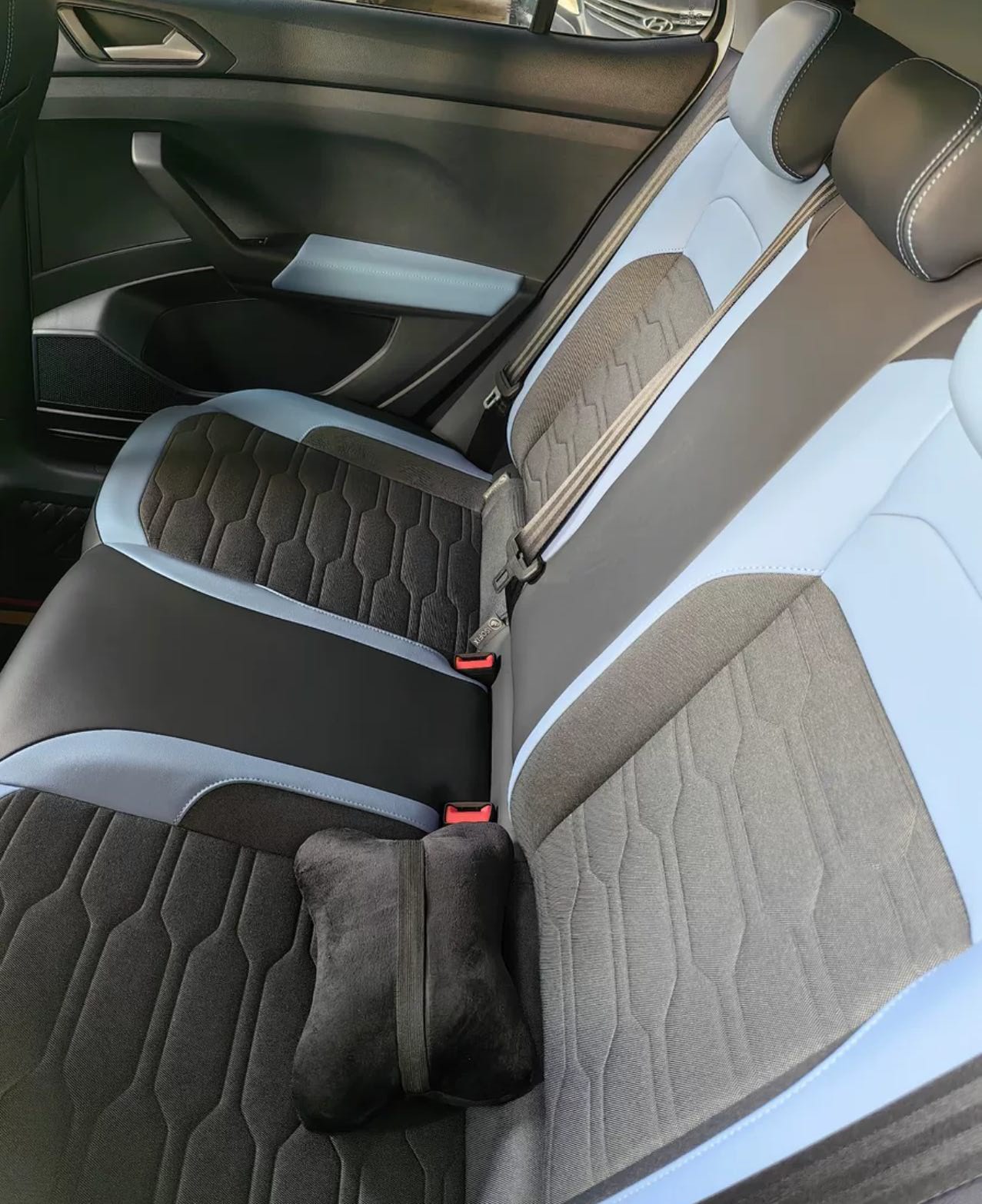 Volkswagen Tharu 2025 car image #3