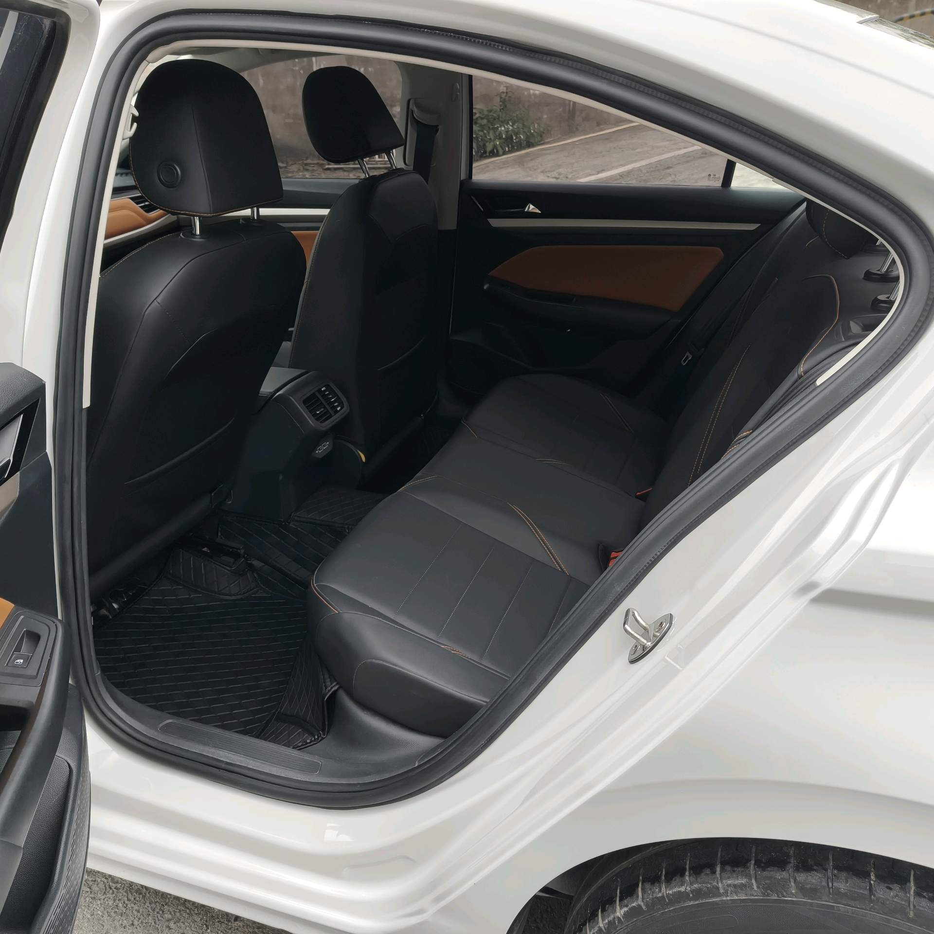2024 imagen de coche #4