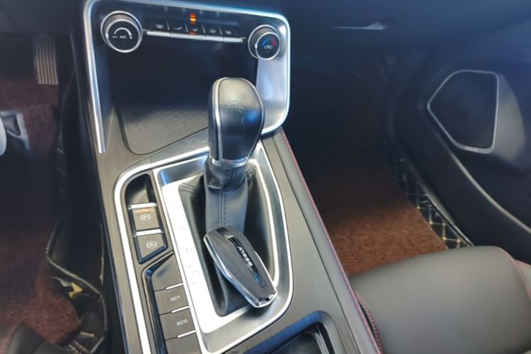 GEELY Binray 2020 #14 GEELY Binray 2020 image de voiture #14