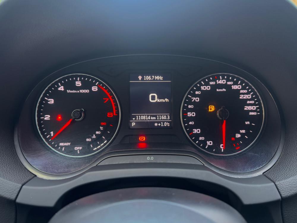 Audi A3 2018 car image #18