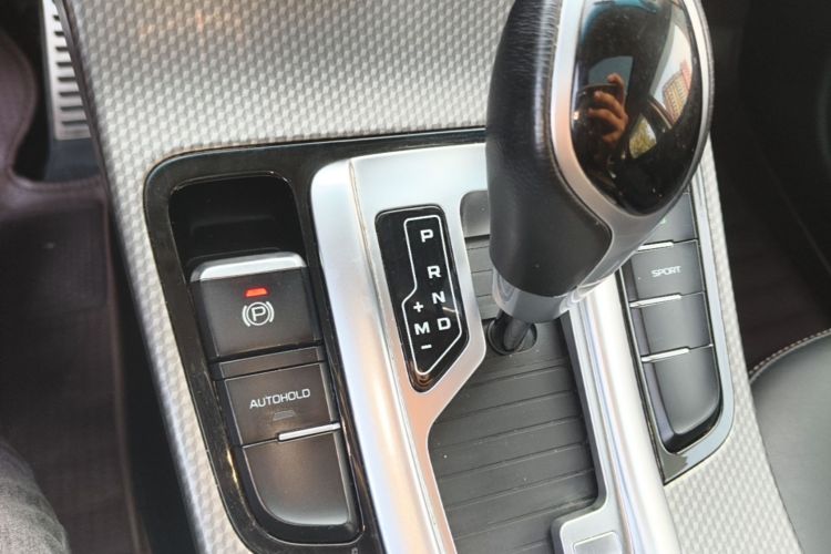 GEELY Emgrand GS 2017 car image #14