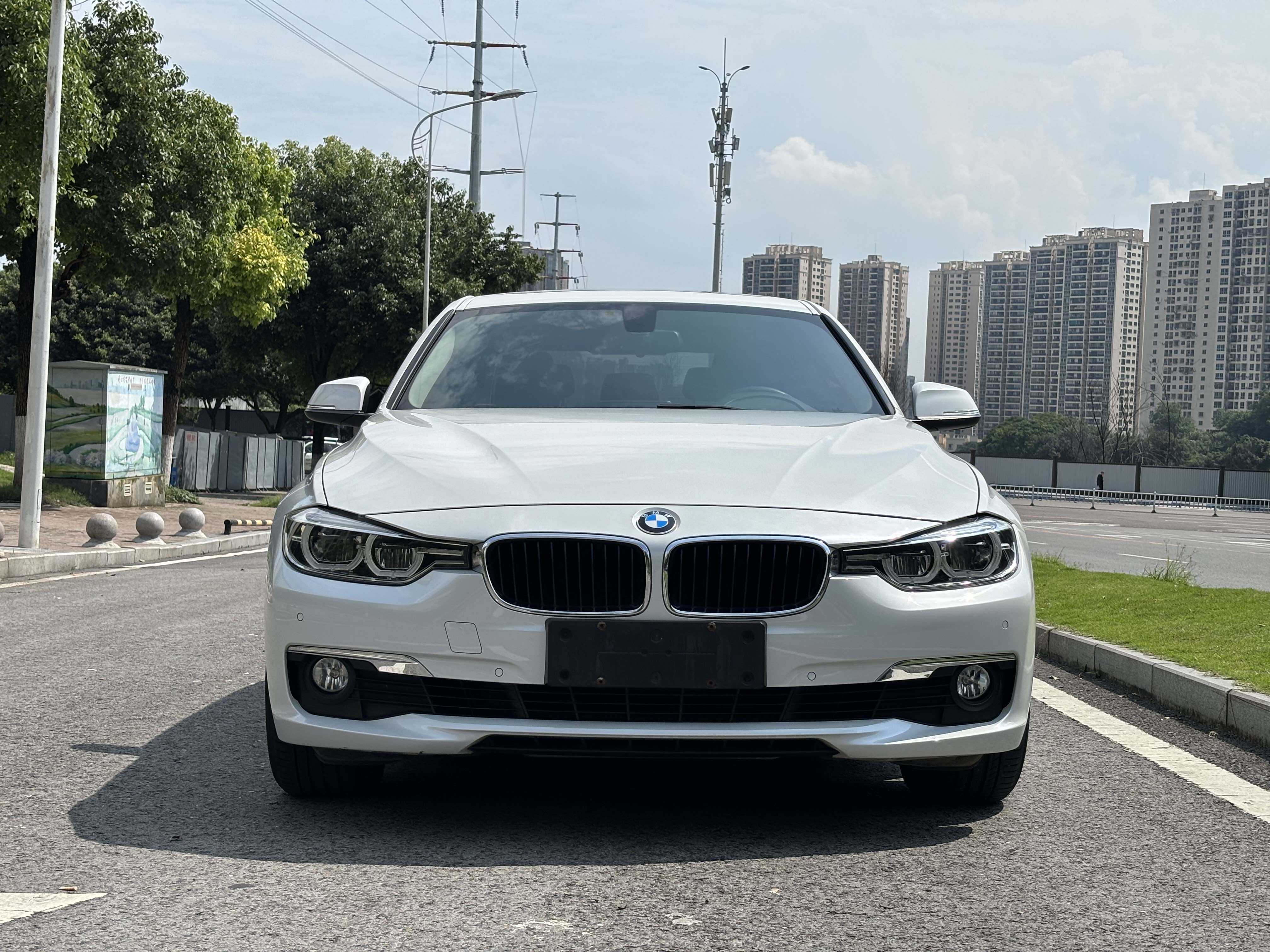 BMW 3 Series 2017 car image #4
