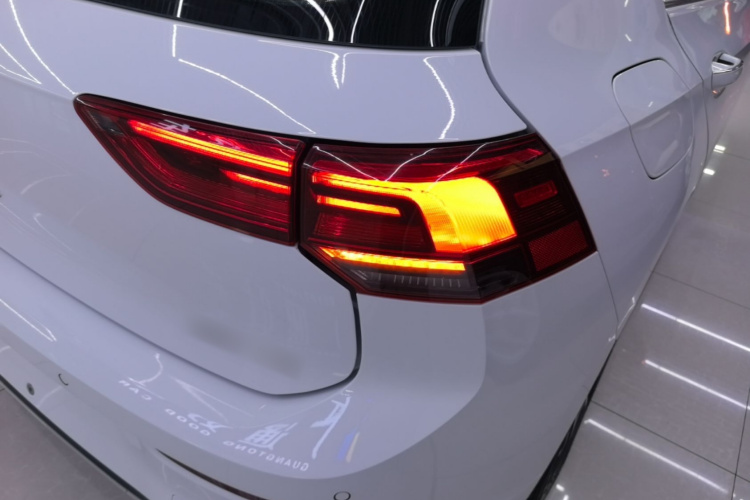 Volkswagen Golf 2021 #8 Volkswagen Golf 2021 car image #8