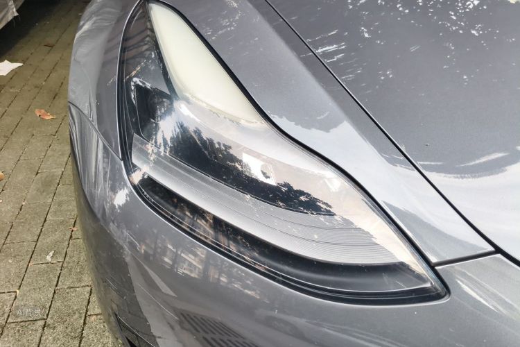 Tesla Model 3 2021 car image #8