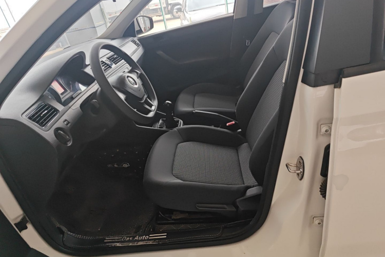 Volkswagen Santana 2018 #19 Volkswagen Santana 2018 car image #19