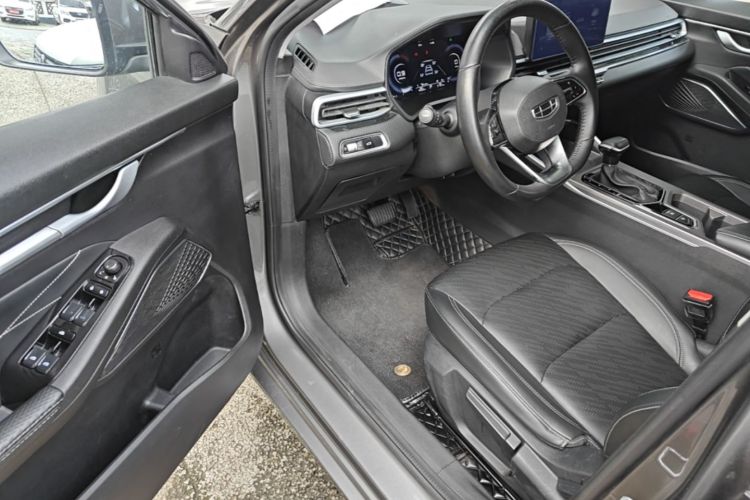 GEELY Emgrand 2021 #16 GEELY Emgrand 2021 car image #16