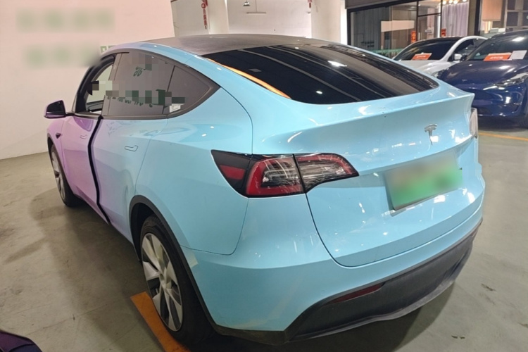 Tesla Model Y 2021 car image #5