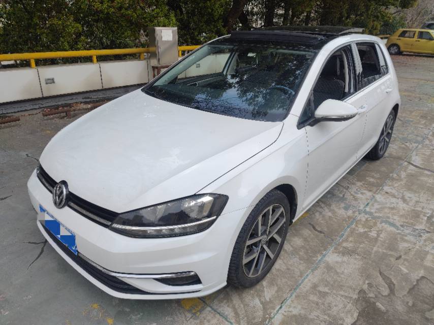 2020 2020 car image