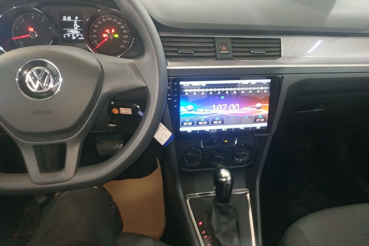 Volkswagen Bora 2016 image de voiture #10