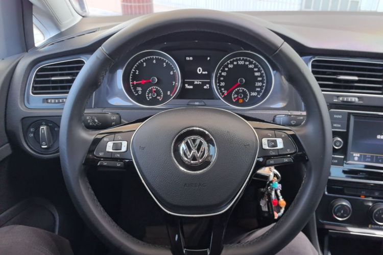 Volkswagen Golf 2018 #11 Volkswagen Golf 2018 car image #11
