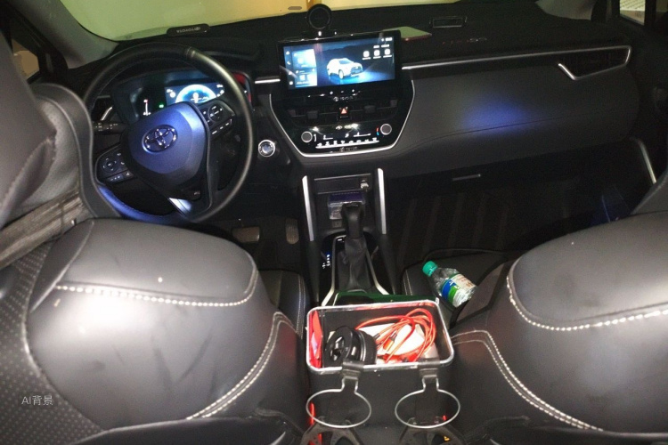 Toyota Corolla Cross 2025 صورة سيارة #11