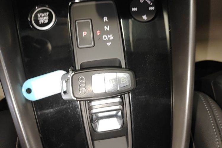 Audi A3 2021 immagine di auto #9