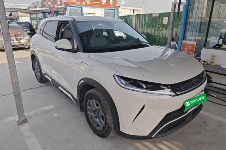 BYD YuanUP 2025 #4 BYD YuanUP 2025 image de voiture #4