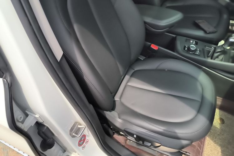 BMW X1 2017 #24 BMW X1 2017 car image #24