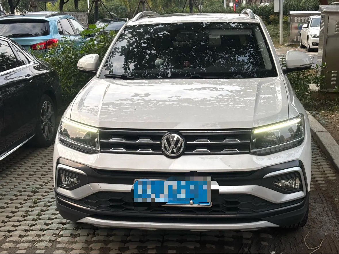 Volkswagen T-Cross 2020 #2 Volkswagen T-Cross 2020 صورة سيارة #2