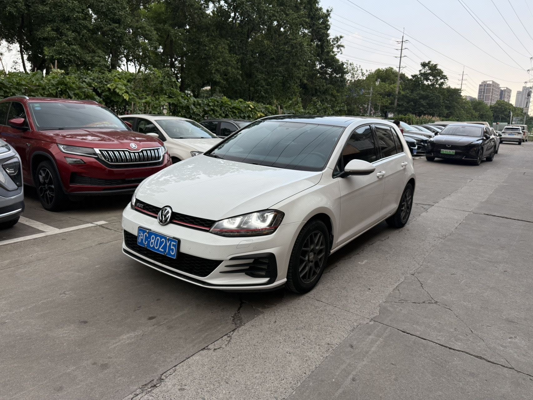 Volkswagen Golf 2015 Volkswagen Golf 2015 car image
