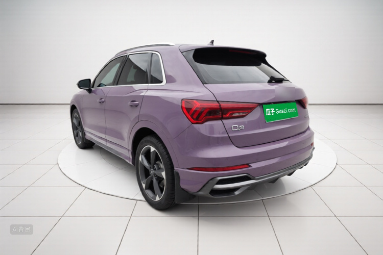 Audi Q3 2021 car image #5