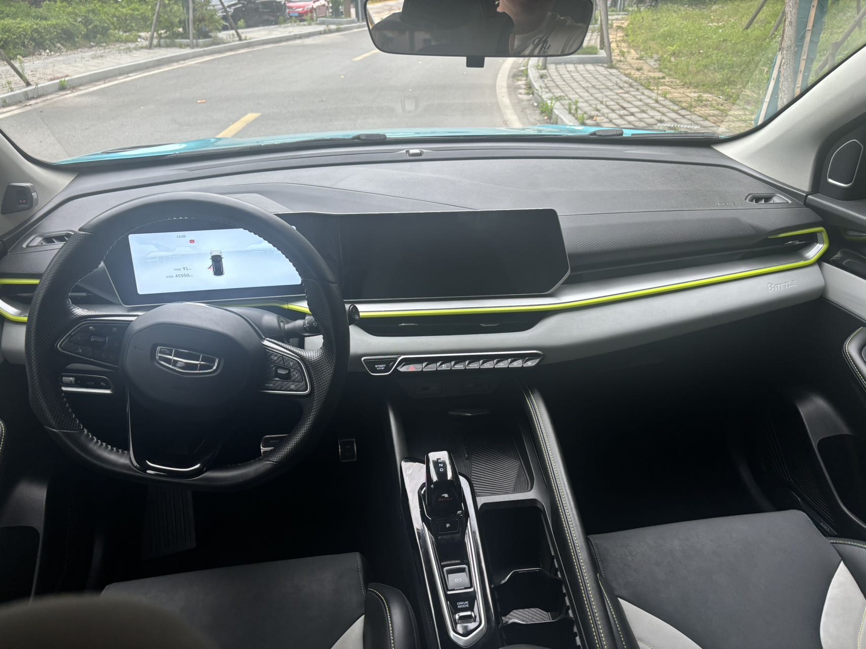 GEELY Coolray 2022 #3 GEELY Coolray 2022 صورة سيارة #3