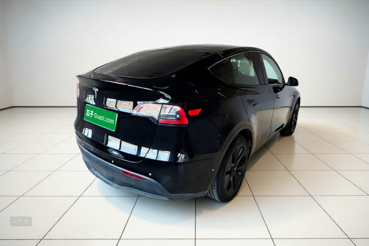 Tesla Model Y 2023 #7 Tesla Model Y 2023 car image #7