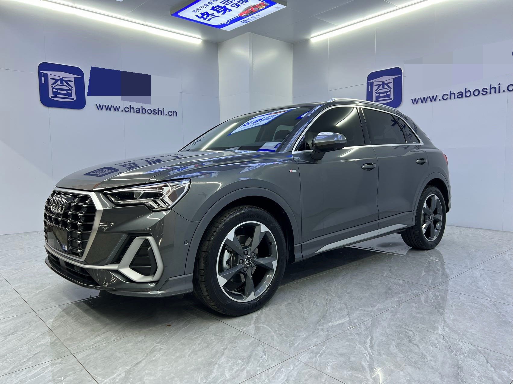 Audi Q3 2023 car image 