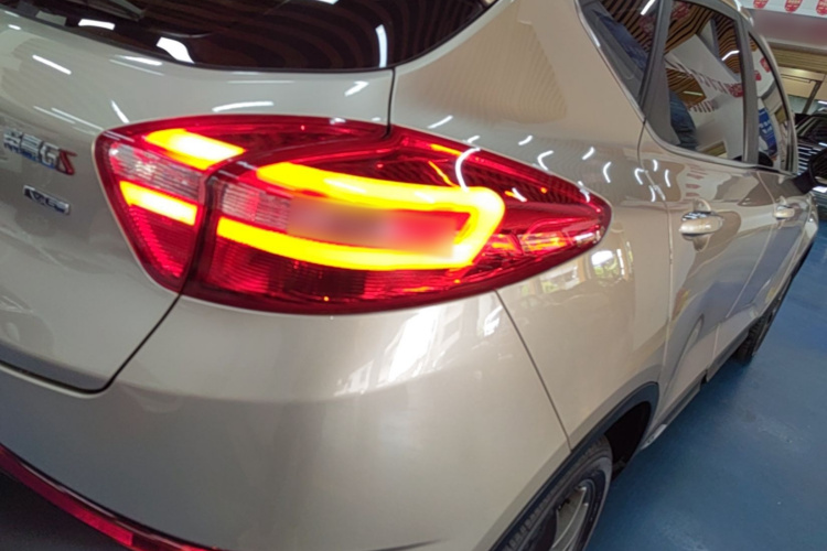 GEELY Emgrand GS 2018 #8 GEELY Emgrand GS 2018 car image #8