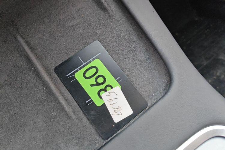 Tesla Model 3 2022 car image #9