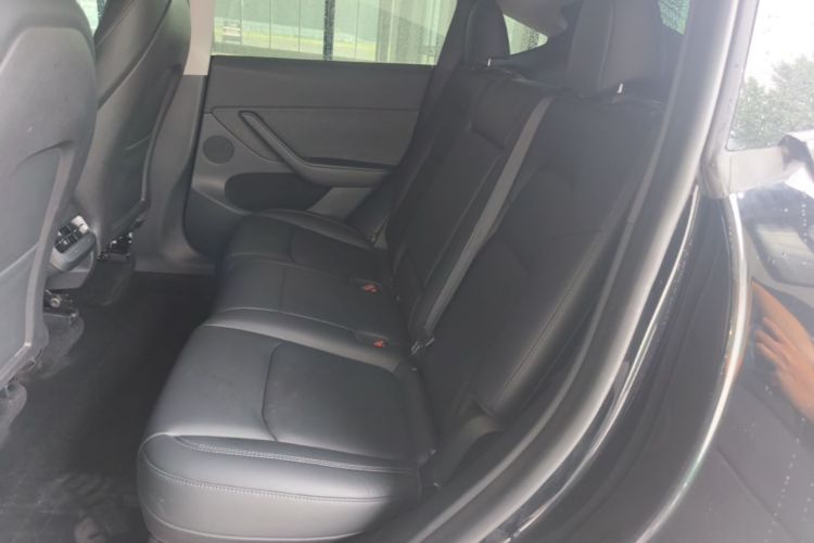 Tesla Model Y 2023 #17 Tesla Model Y 2023 car image #17