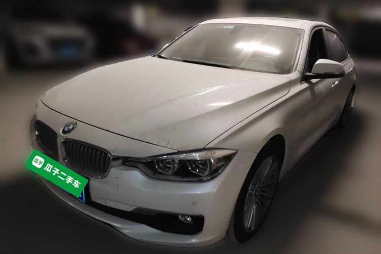BMW 3 Series 2018 #2 BMW 3 Series 2018 car image #2