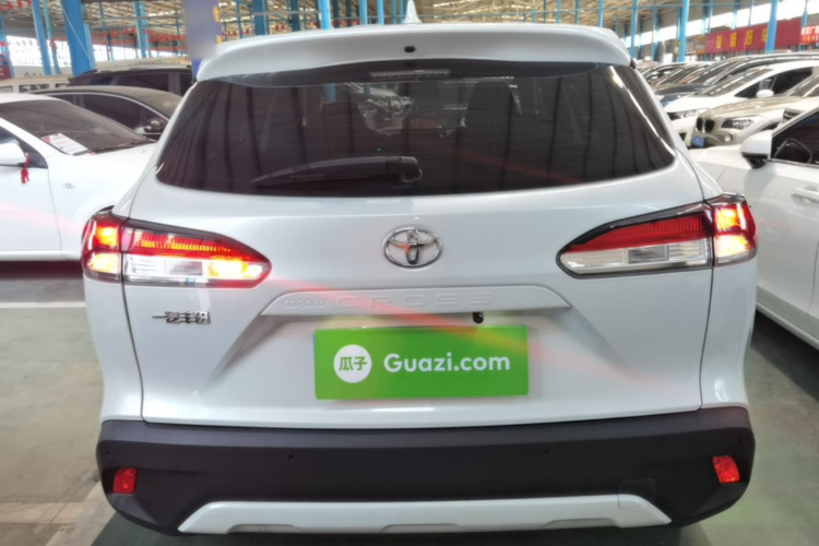 Toyota Corolla Cross 2025 immagine di auto #6