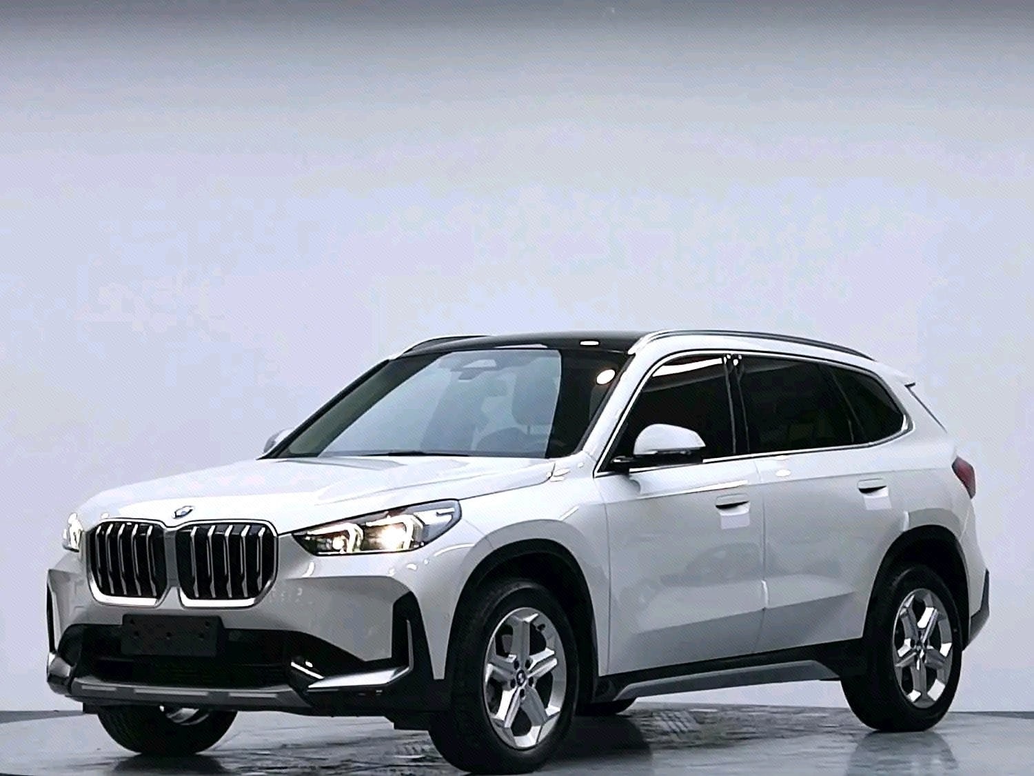 BMW X1 2023 car image 