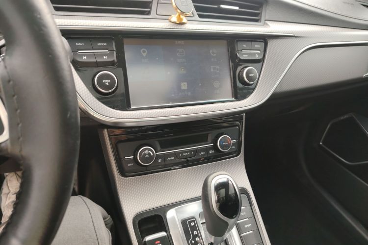 GEELY Emgrand GS 2017 imagen de coche #13