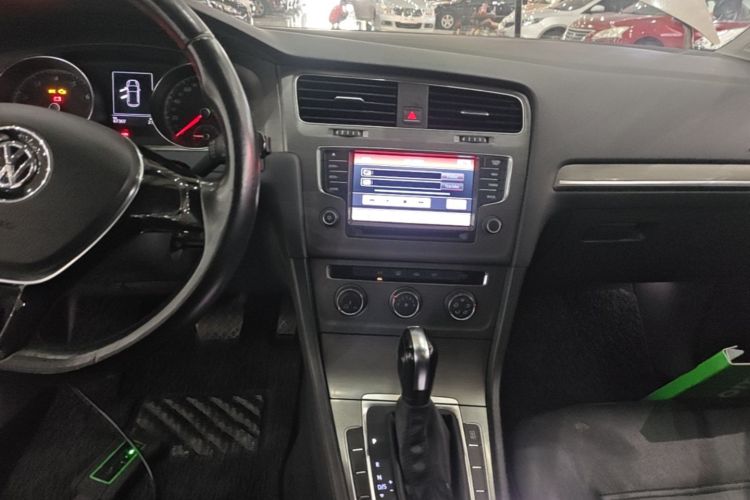 Volkswagen Golf 2015 #13 Volkswagen Golf 2015 car image #13