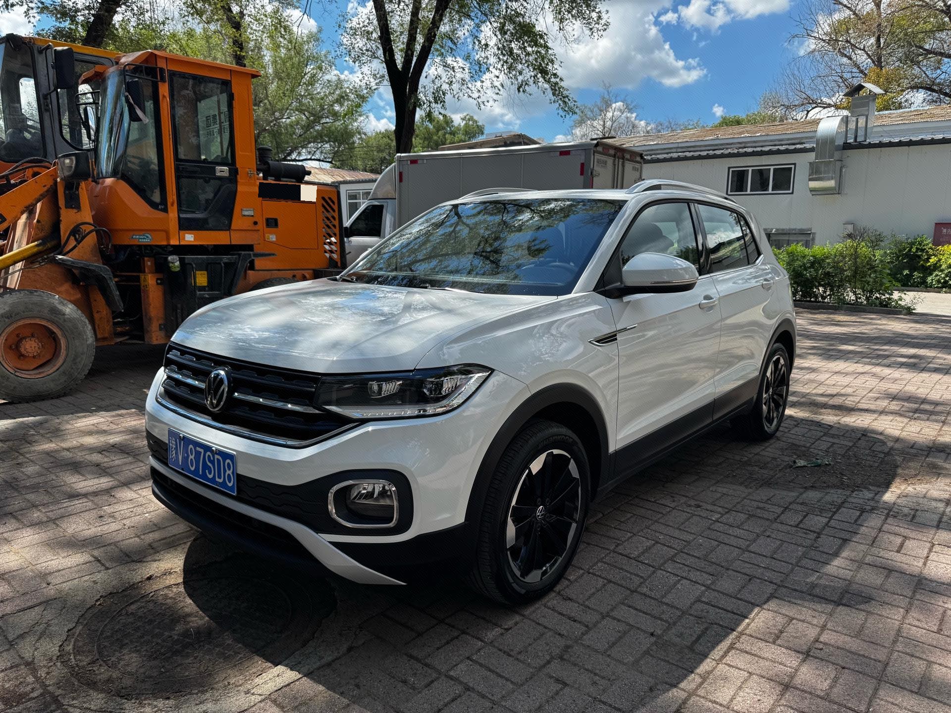 Volkswagen Tacqua 2023 car image 