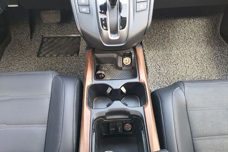 Honda CR-V 2019 #17 Honda CR-V 2019 car image #17