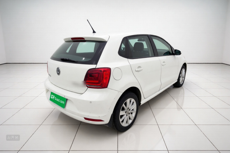 Volkswagen Polo 2015 car image #7