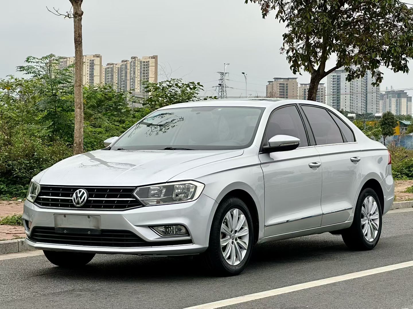 Volkswagen Bora 2016 car image #2